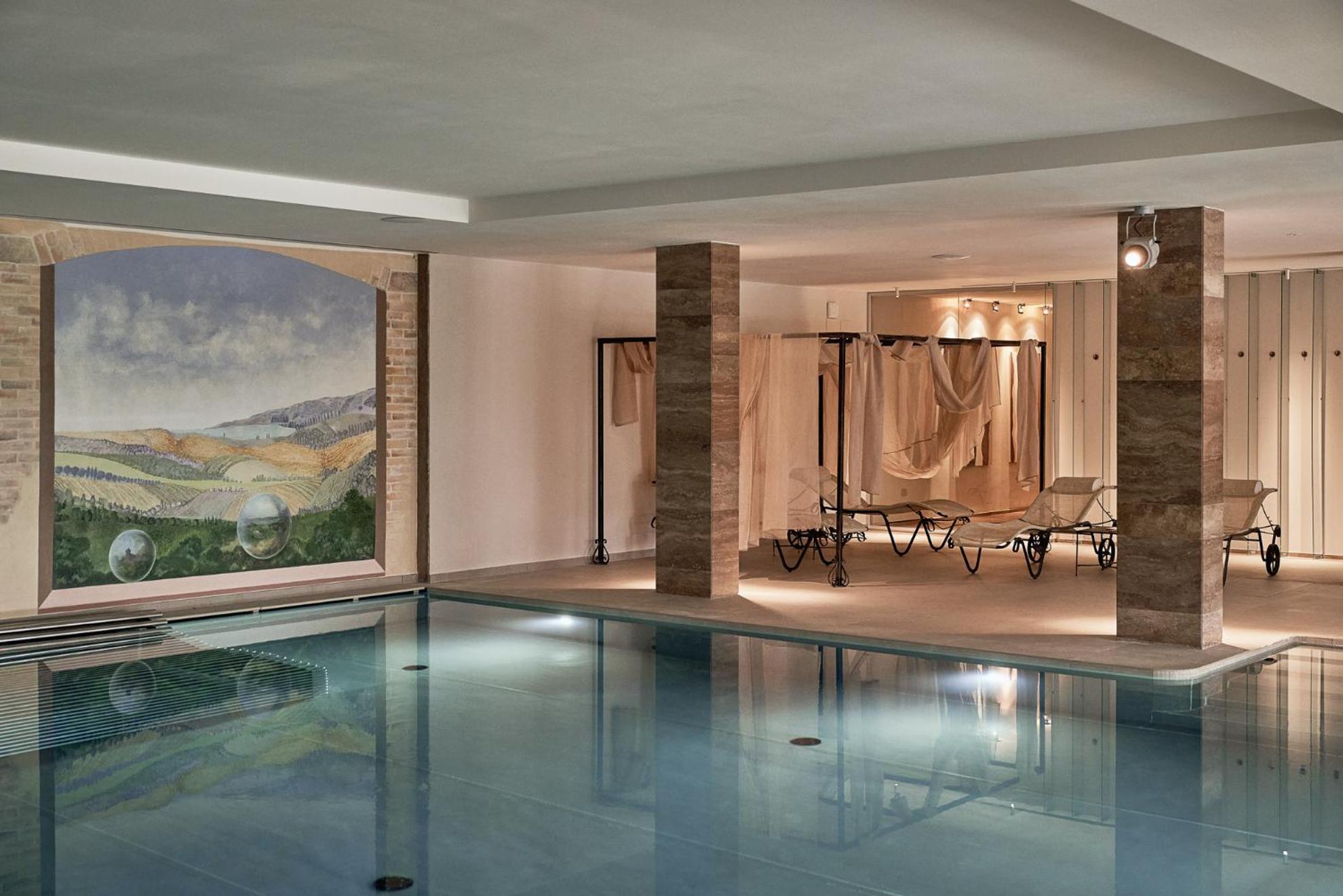 Borgo Lanciano Hotel Castelraimondo Bagian luar foto