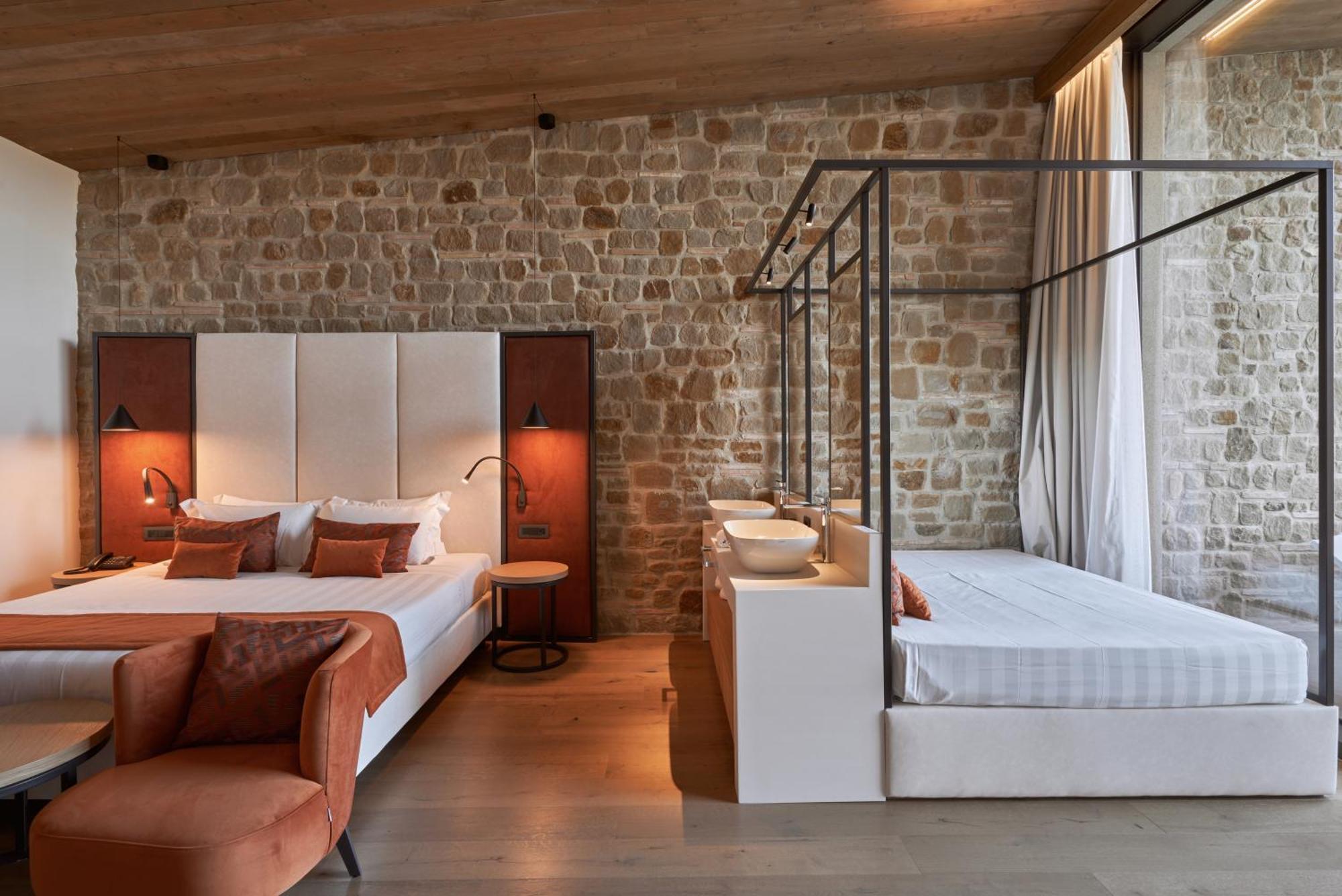 Borgo Lanciano Hotel Castelraimondo Bagian luar foto